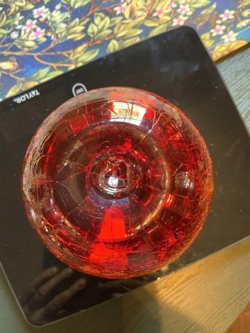 Red Ruffled Glass Vase - Home Art